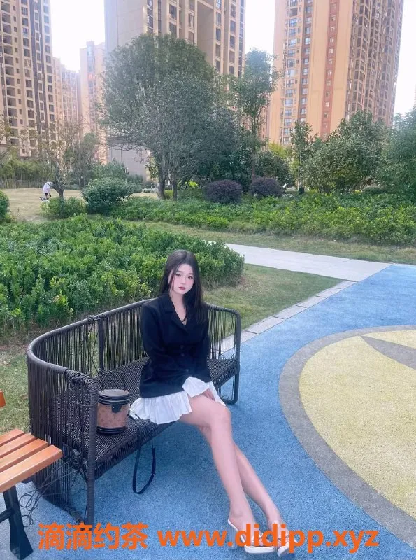 深圳楼凤-龙华莎莎 900元鸳鸯浴服务，超值体验