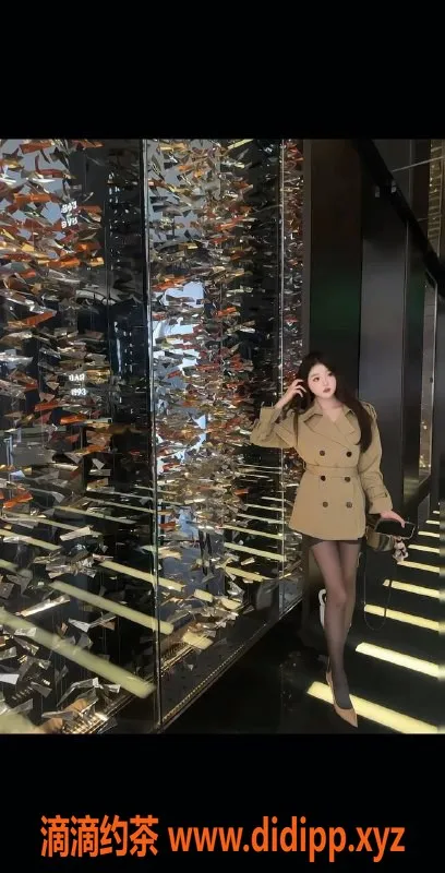 深圳楼凤-龙华莎莎 900元鸳鸯浴服务，超值体验