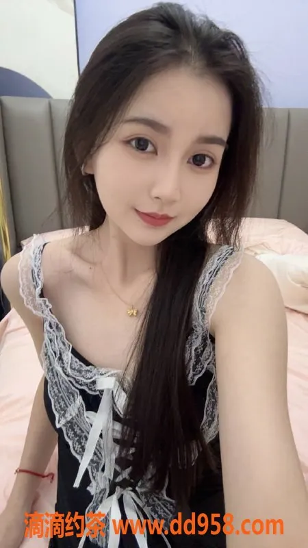 广州楼凤-天河嫩妹苏雨沫，12P舌吻诱惑等你体验！