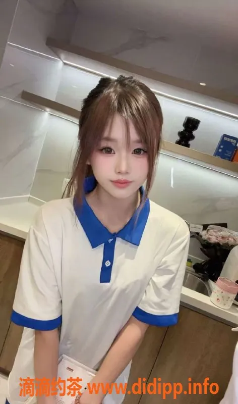 广州上门服务-上门嫩妹佳佳，10P鸳鸯浴体验