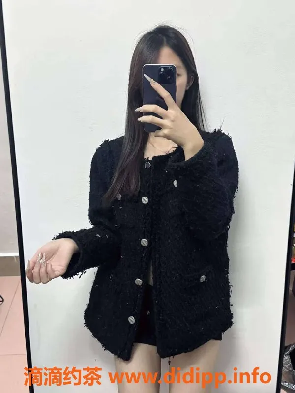 广州楼凤-白云嫩妹嘉嘉，8P高颜值享受