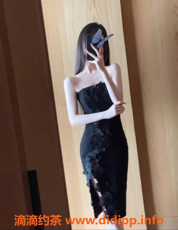 广州楼凤-天河小雅：御姐大胸，15P超值体验