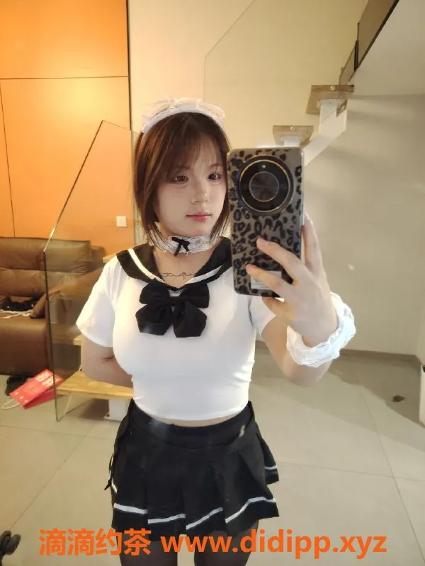 成都楼凤-成华区微胖妹子，18岁，身高160，B+奶，超好服务！