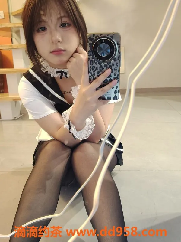 成都楼凤-成华区微胖妹子，18岁，身高160，B+奶，超好服务！