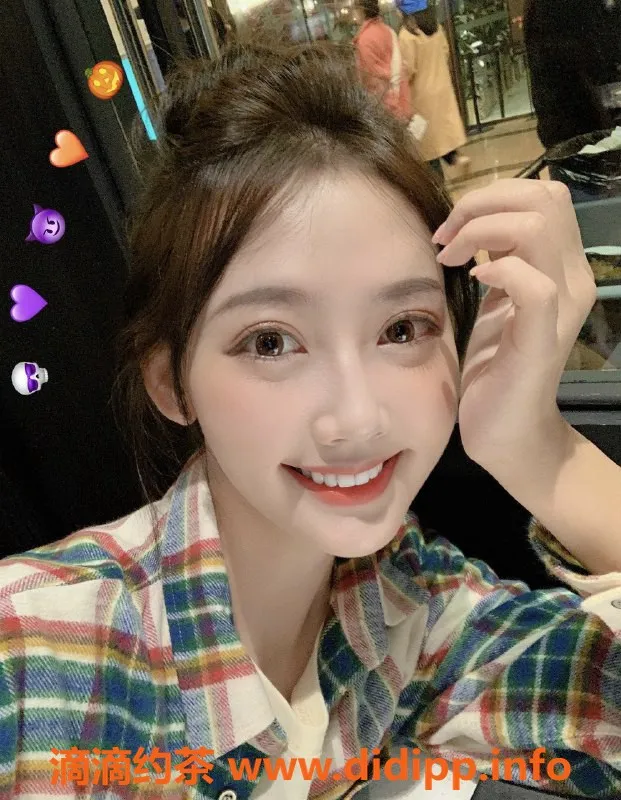 广州楼凤-花都御姐朵儿，8P鸳鸯浴等你体验