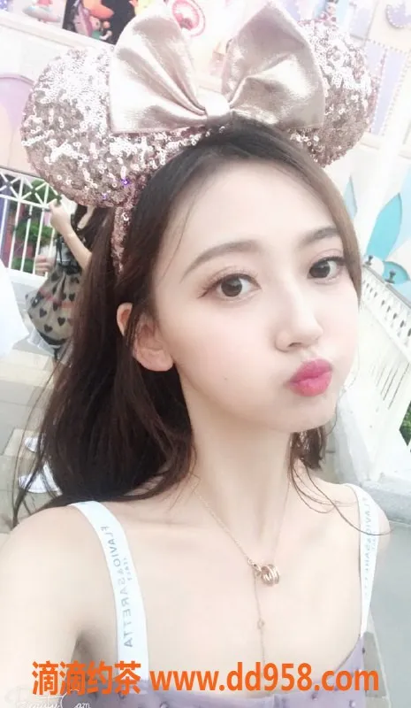 广州楼凤资源信息,花都御姐朵儿，8P鸳鸯浴等你体验