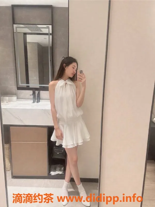 广州楼凤-天河御姐周薇薇，8P鸳鸯浴服务