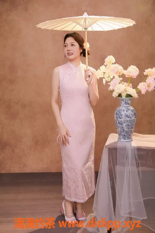 深圳上门服务-福田熟女莎莎，800元抓龙筋按摩服务