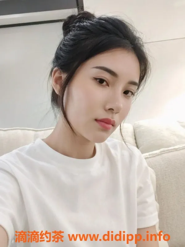 深圳楼凤-龙岗御姐瑜伽彩虹，服务多样好评如潮