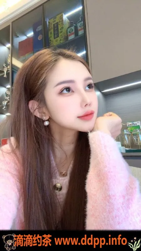 深圳楼凤-福田嫩妹芝士，制服足交体验，900P起