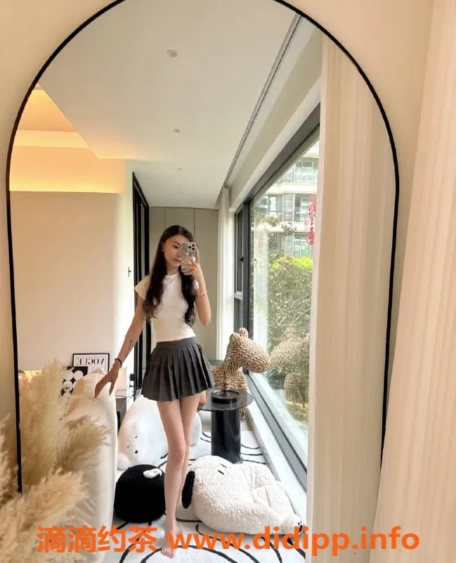 深圳楼凤-福田嫩妹七七，900元双向服务，视频验证✅