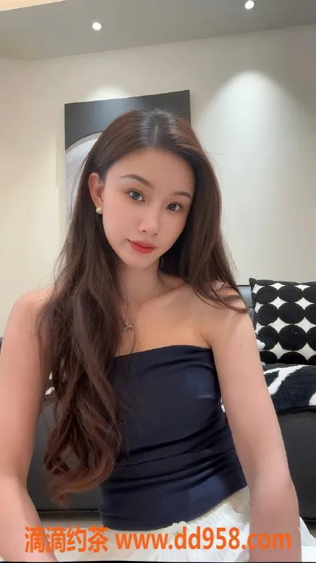 深圳楼凤资源信息,福田嫩妹七七，900元双向服务，视频验证✅