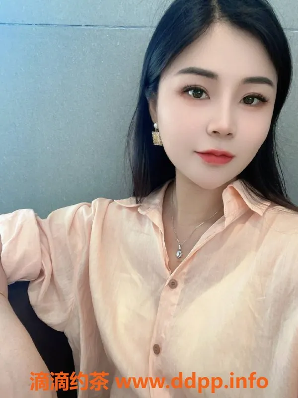 成都楼凤-金融城御姐佳柠，身高164，25岁，水中服务超棒