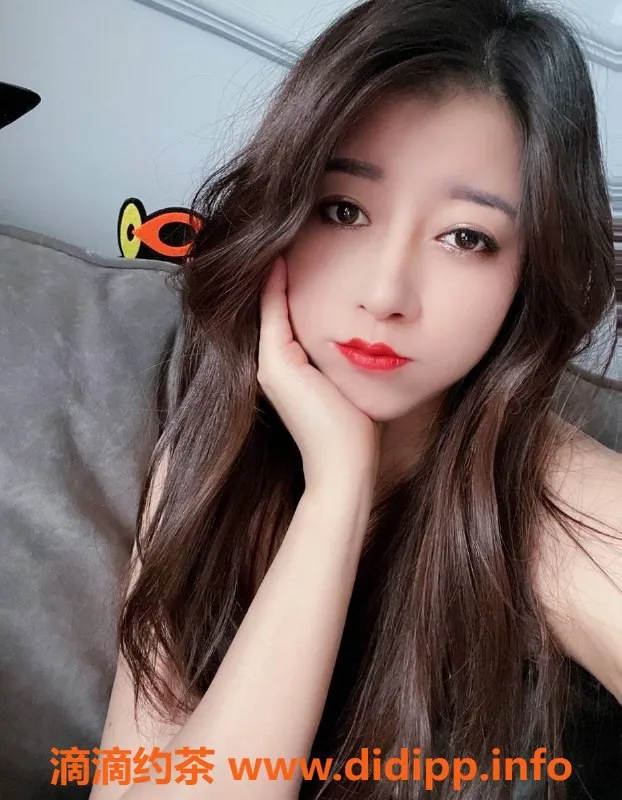 广州楼凤-天河御姐苏老师，15P超值服务等你体验