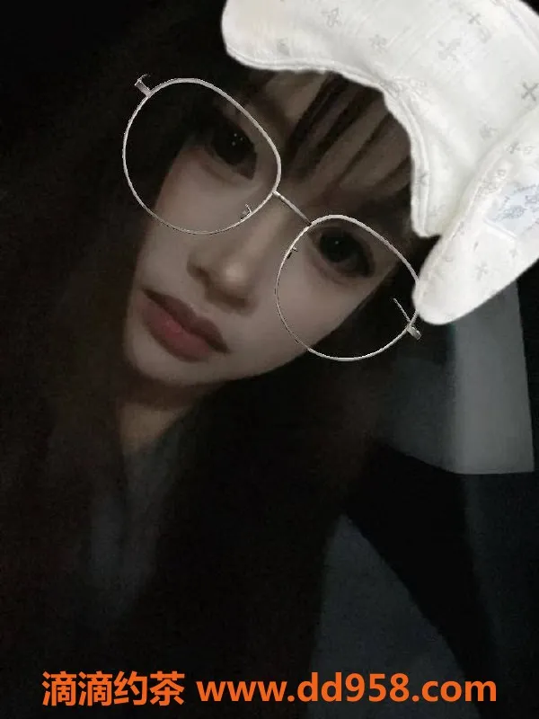 广州楼凤资源信息,佛山小妍，嫩妹夜课8P服务等你来体验