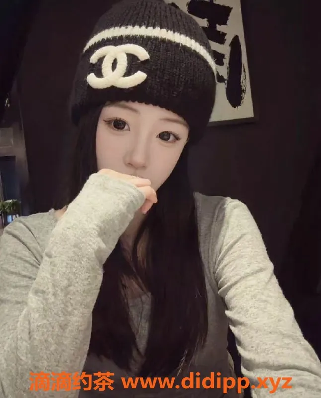 常州楼凤-武进小学妹CC，165cm，98斤，800元体验