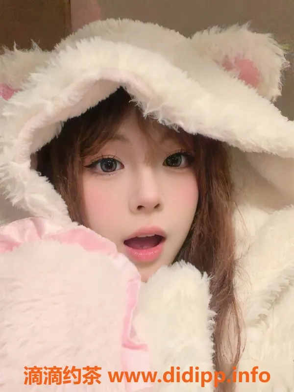 重庆上门服务-江北甜甜妹子，18岁160身高，34A+服务超赞