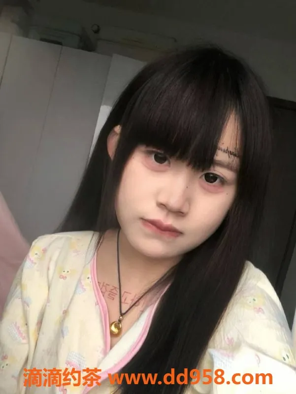 广州楼凤-天河学妹可可，600元享受舌吻69服务