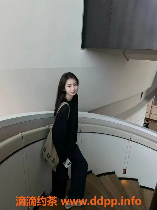 深圳楼凤-龙岗梦瑶，162cm C罩杯，900元起享受服务