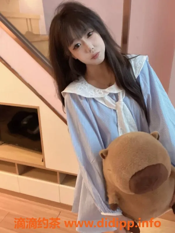 深圳楼凤-罗湖泡泡，900元私密服务，嫩妹享受不容错过！