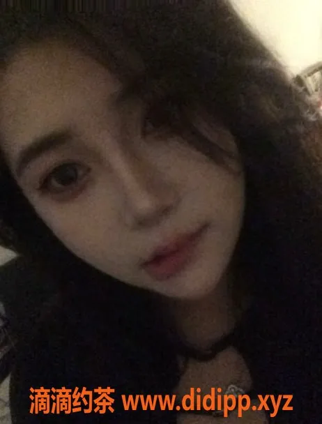 洛阳楼凤-许昌彤彤，25岁163cm美女，C罩杯待您体验