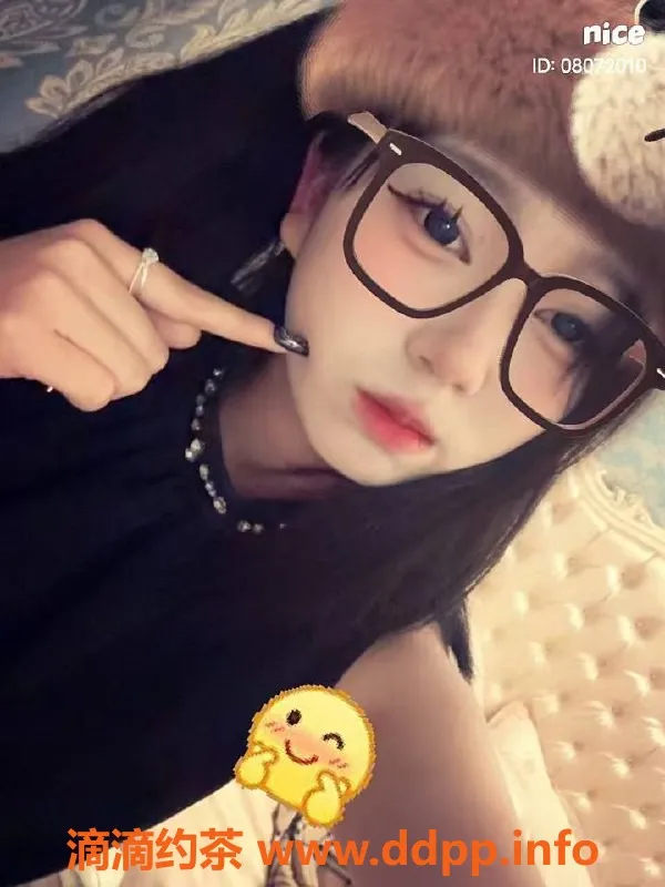 成都楼凤资源信息,成都新款嫩妹葫芦，166cm大奶，690起服务