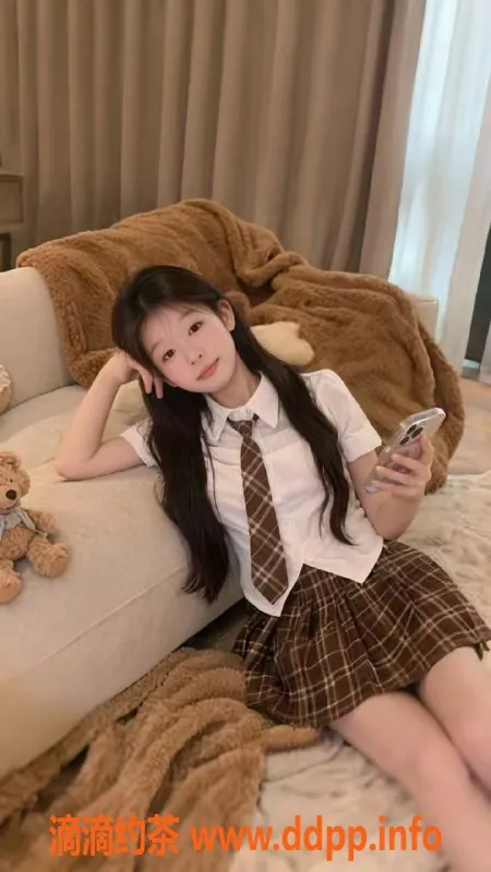 无锡上门服务-锡山区高颜值闺蜜，165cm 46kg 双飞