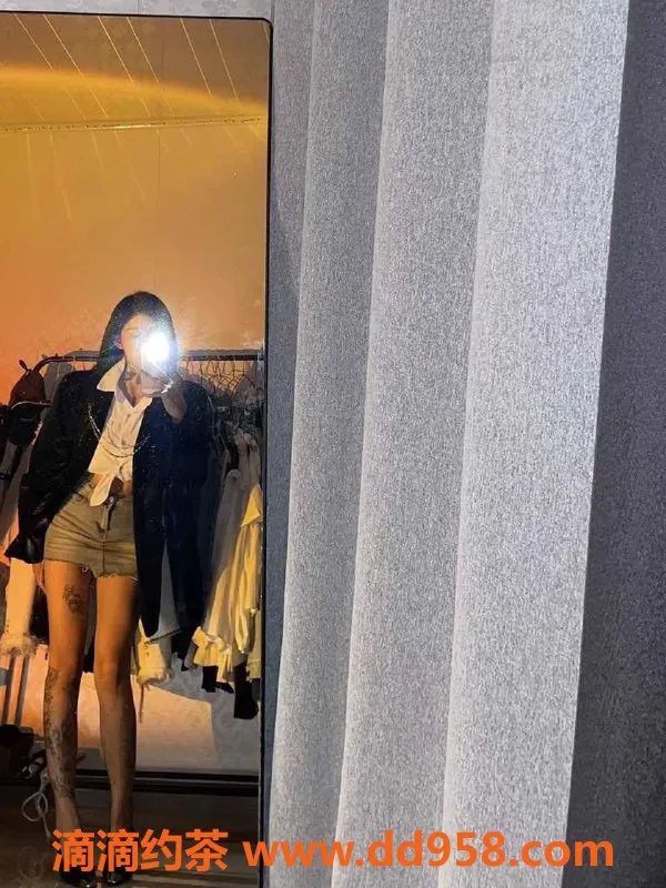 成都楼凤-武侯区可乐，颜值御姐，7P服务等你体验