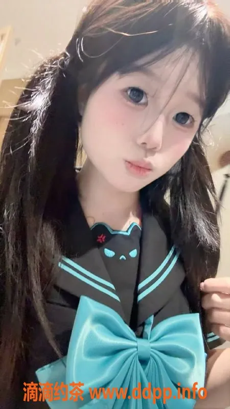 成都上门服务-成华区18岁湖南妹子，身高162，体重90斤，性感JK制服