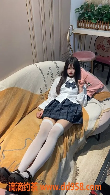 广州楼凤-金沙洲嫩妹语嫣，700元精品服务等你体验