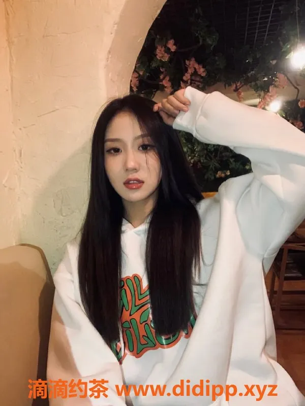 广州楼凤资源信息,天河御姐恬恬，8P鸳鸯浴等你来体验