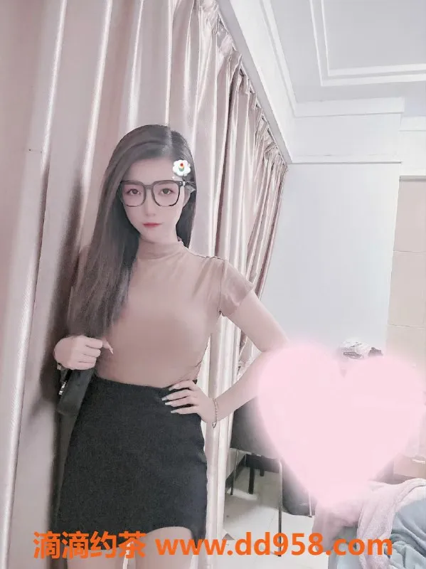 广州楼凤-白云小小，诱人少妇，鸳鸯浴等你体验