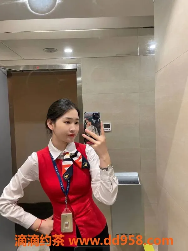 广州楼凤-天河嫩妹奕涵，超值10P鸳鸯浴体验