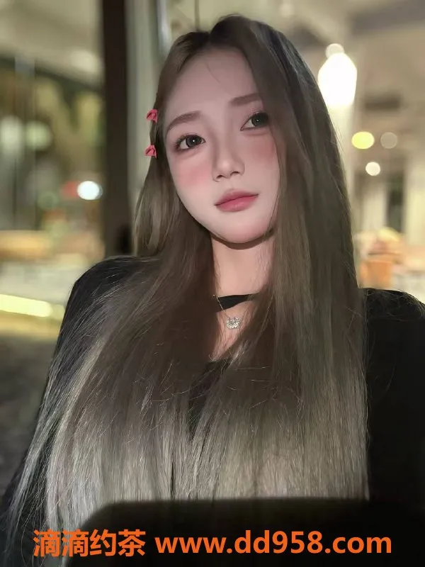 广州楼凤-广州番禺嫩妹米乐，700元体验服务