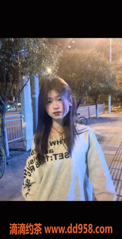 广州楼凤-天河童童，身材火辣，服务优质！