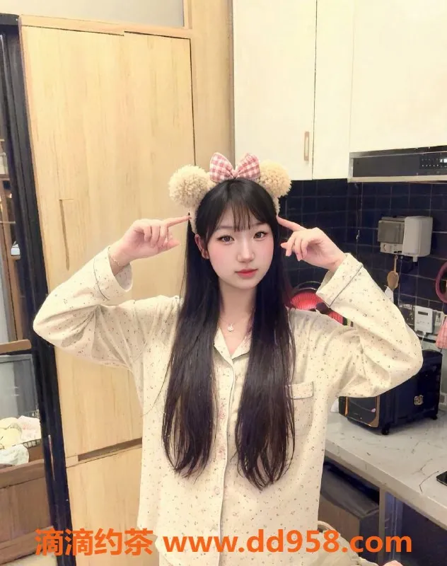 广州楼凤-天河区萌萌，170长腿嫩妹，服务评测超高