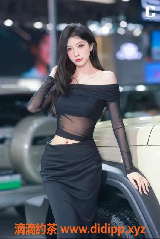 无锡楼凤-梁溪区清纯混血模特，腿长56kg，2200元陪浴服务