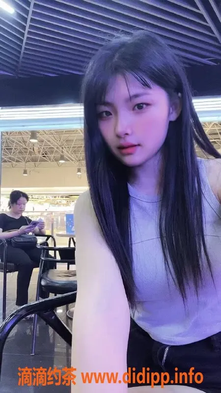 杭州楼凤资源信息,滨江适中美女，价格实惠，服务超赞