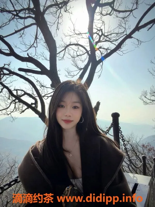 深圳楼凤-福田珊珊19岁嫩妹，168C，46kg，1200P起