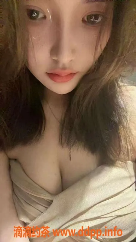 广州楼凤-广州白云小月月，24岁165cm美女，茶水费用灵活