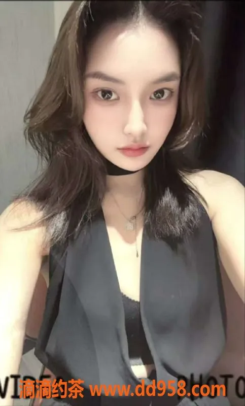 广州楼凤-广州白云小月月，24岁165cm美女，茶水费用灵活