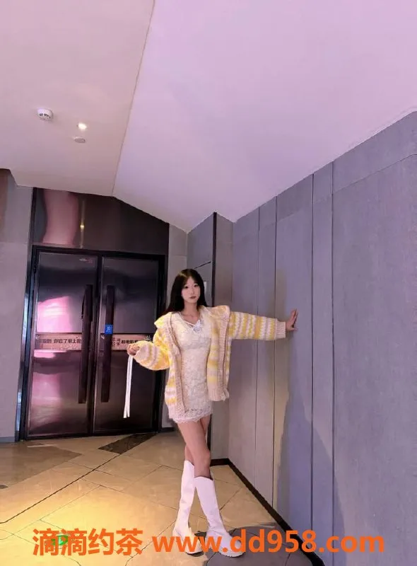 成都楼凤-成华区川妹子晚宁，168cm，95斤，甜美服务