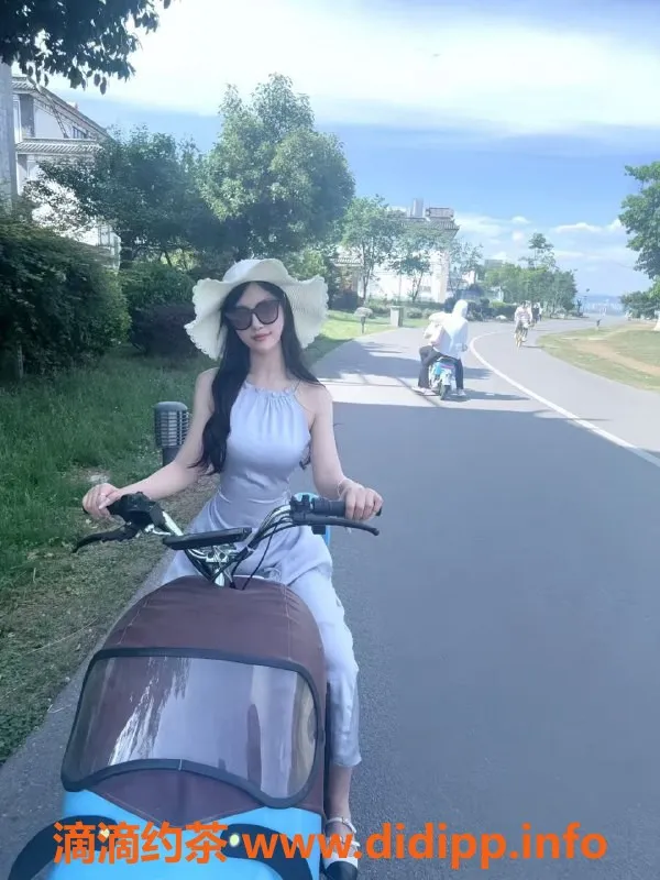 广州楼凤-白云区欣欣，800元私密服务等你来体验