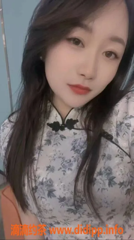 深圳楼凤资源信息,龙华笑笑，御姐上门服务，400P恭候