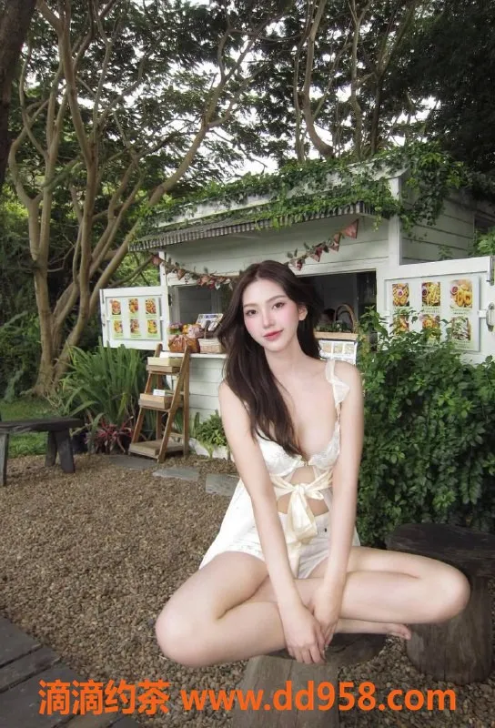 杭州上门服务-上城23岁D胸美女，165cm仅46kg，火热服务等你体验！