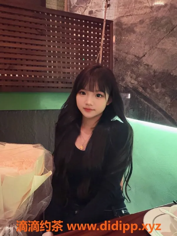 深圳楼凤-宝安妍妍，嫩妹价格900，服务多样