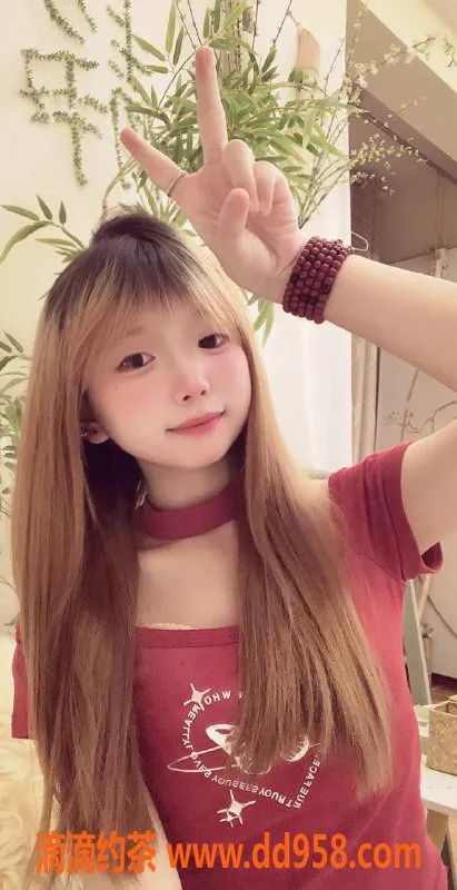 深圳楼凤-福田可爱老师婷婷，700元一次，粉嫩诱惑等你来享