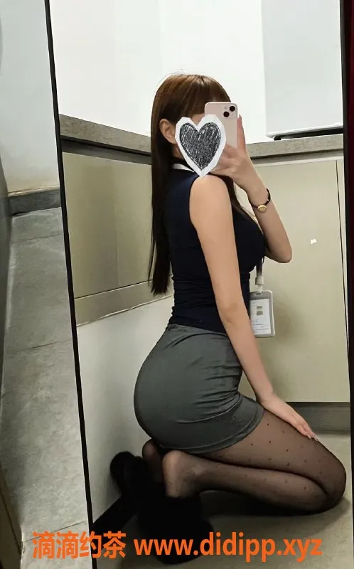 深圳楼凤-罗湖嫩妹大欣欣，999P舌吻诱惑