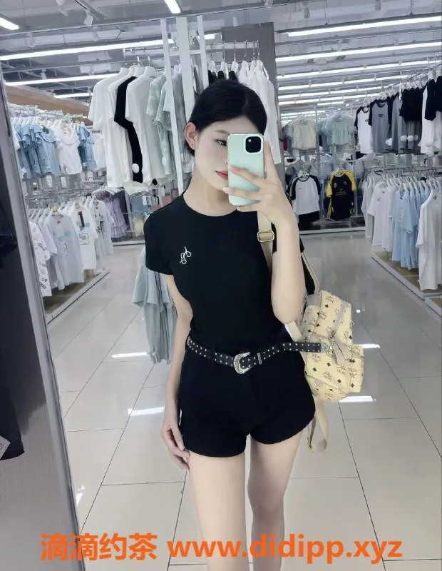 广州楼凤-天河嫩妹卡卡，7P限时特惠，快来体验！