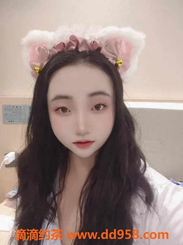 成都楼凤-武侯区嫩妹奶盖，身材火辣，课时费优惠